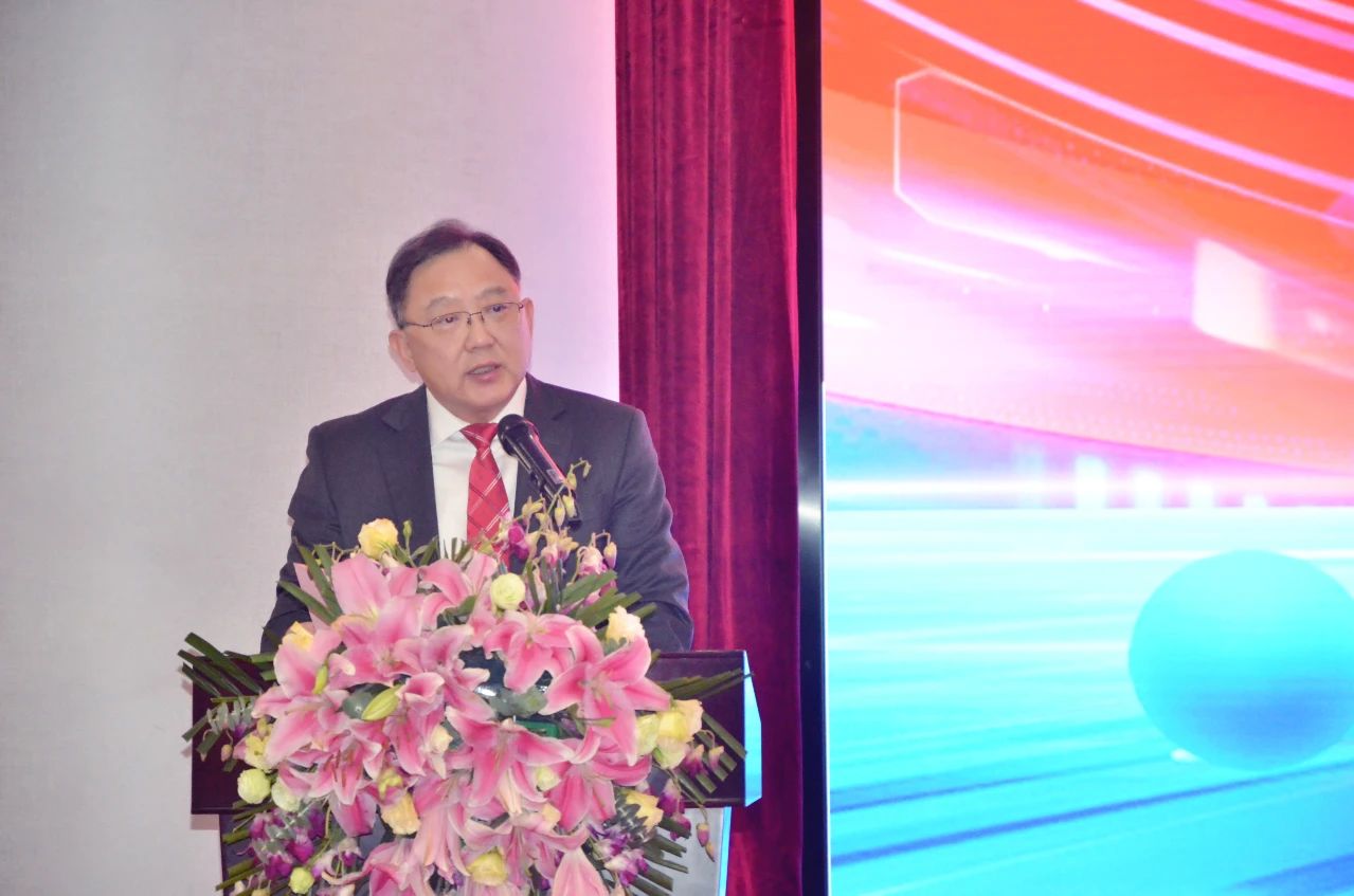 “凝心聚力，厚積薄發(fā)”——三聚陽光舉辦2025年新春年會(huì)
